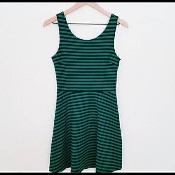 AEO Green/Navy Striped Dress Cutout back - Picture 1 of 5